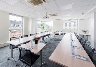 Rent a Meeting rooms  in Paris 8 Avenue Montaigne - Mitwit